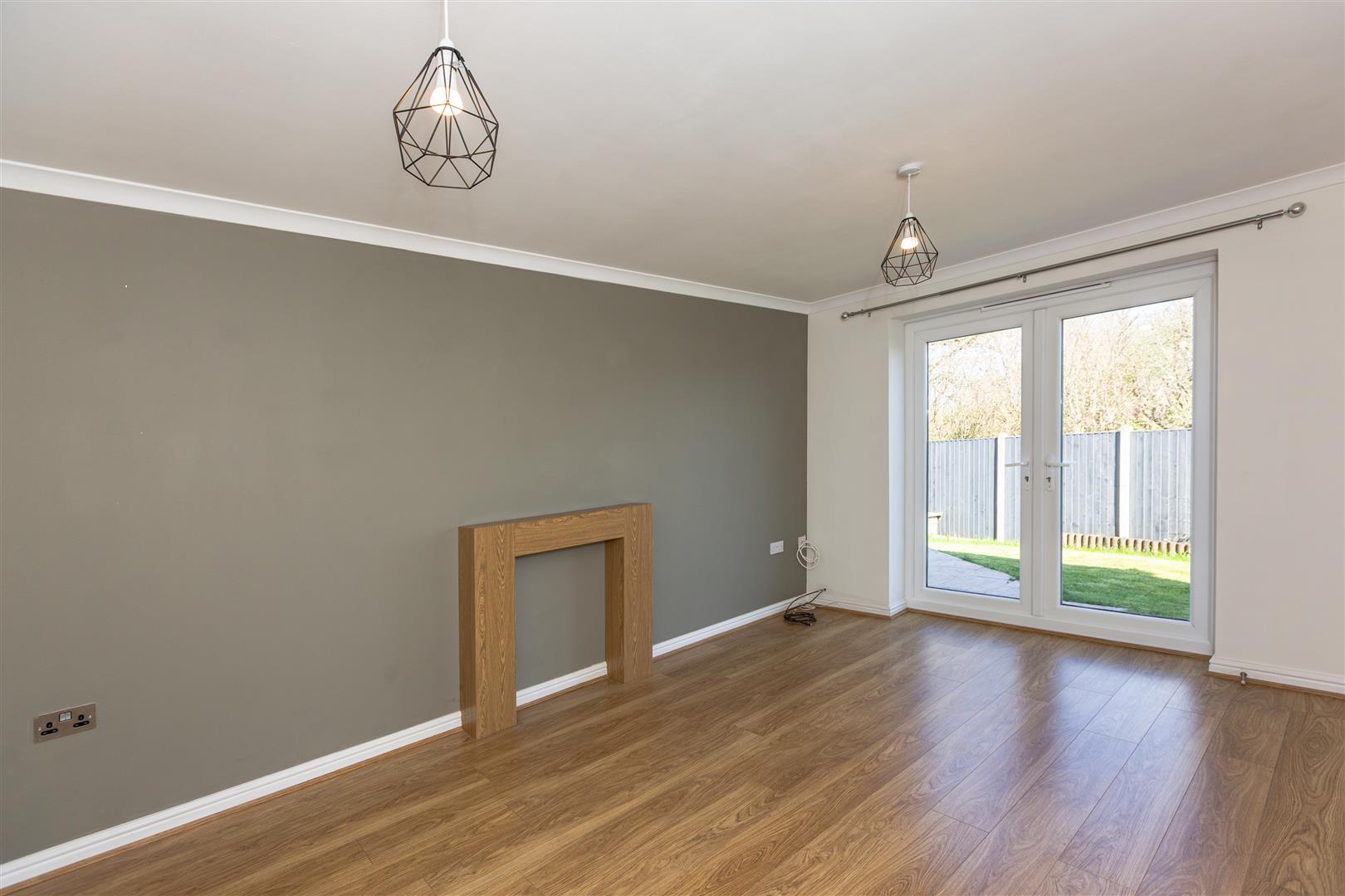 Pant Bryn Isaf, Llwynhendy, Llanelli, SA14 9EJ